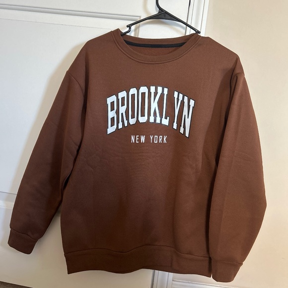 Tops - Brown Sweatshirt